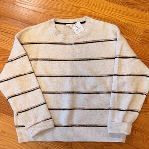 NWT Beautiful Skies Are Blue Sweater Size L